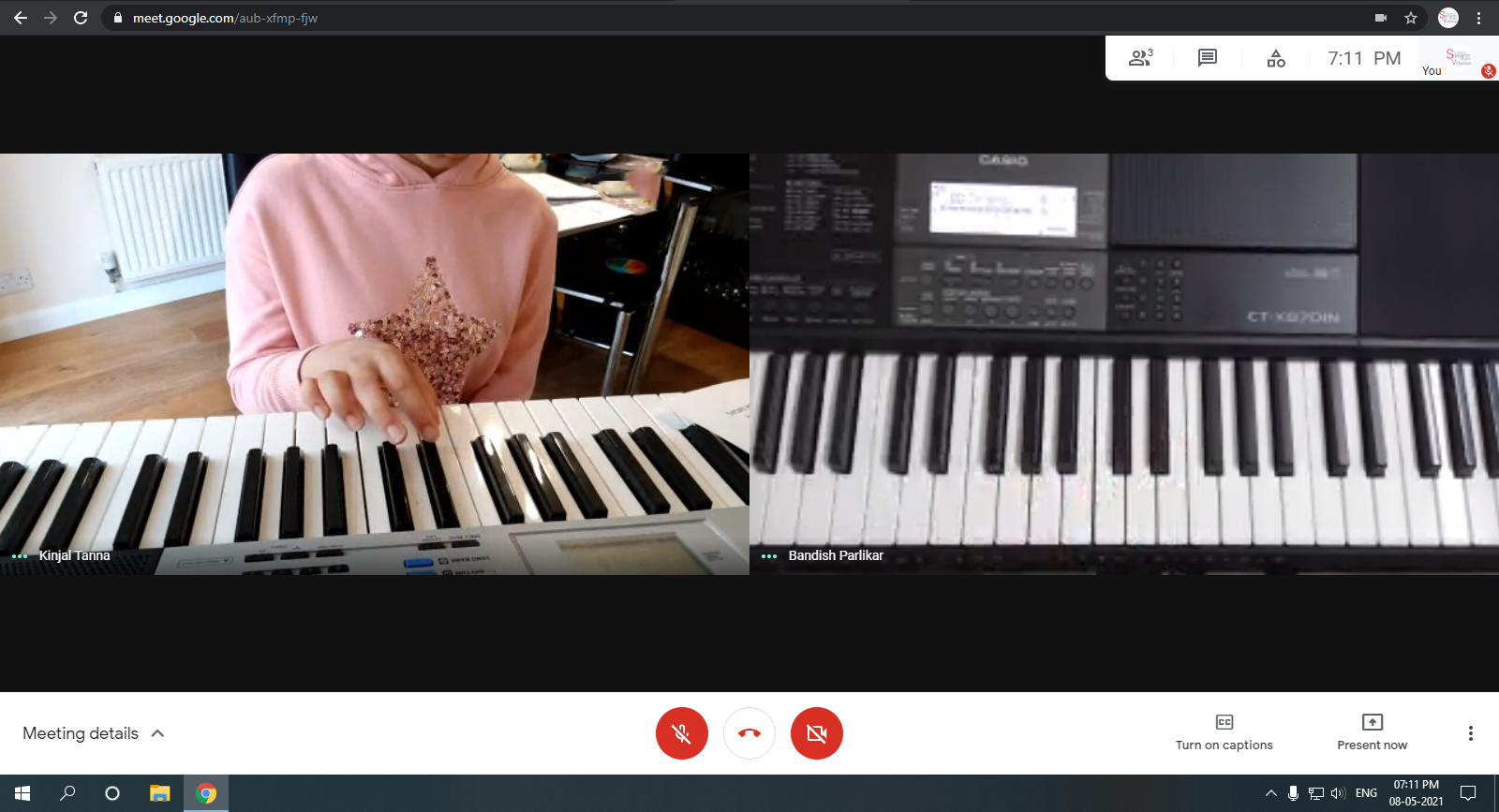 SSSSV student Diya during her online music lesson